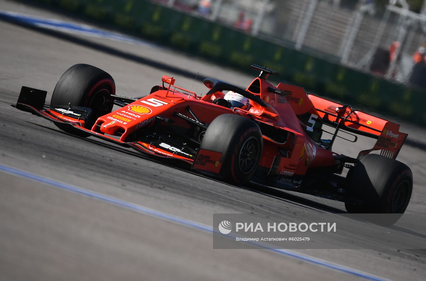 Автоспорт. Формула 1. ВТБ Гран-при России. Гонка