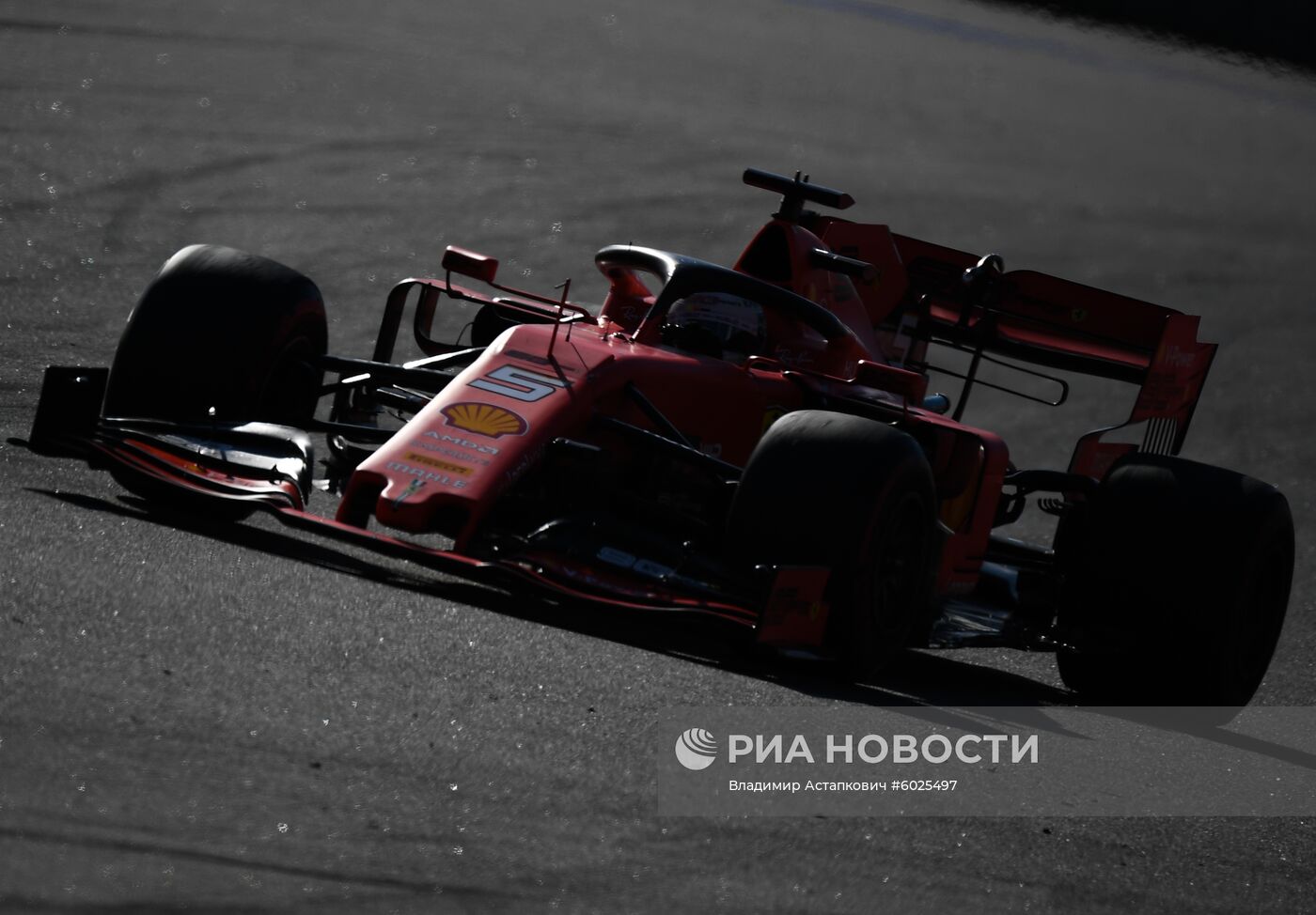 Автоспорт. Формула 1. ВТБ Гран-при России. Гонка