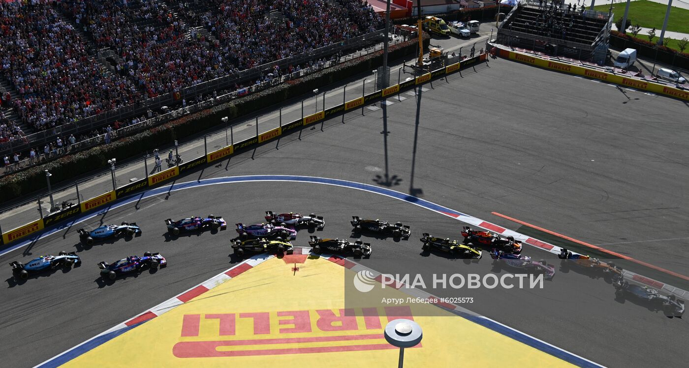 Автоспорт. Формула 1. ВТБ Гран-при России. Гонка