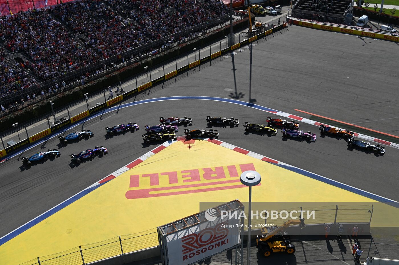 Автоспорт. Формула 1. ВТБ Гран-при России. Гонка