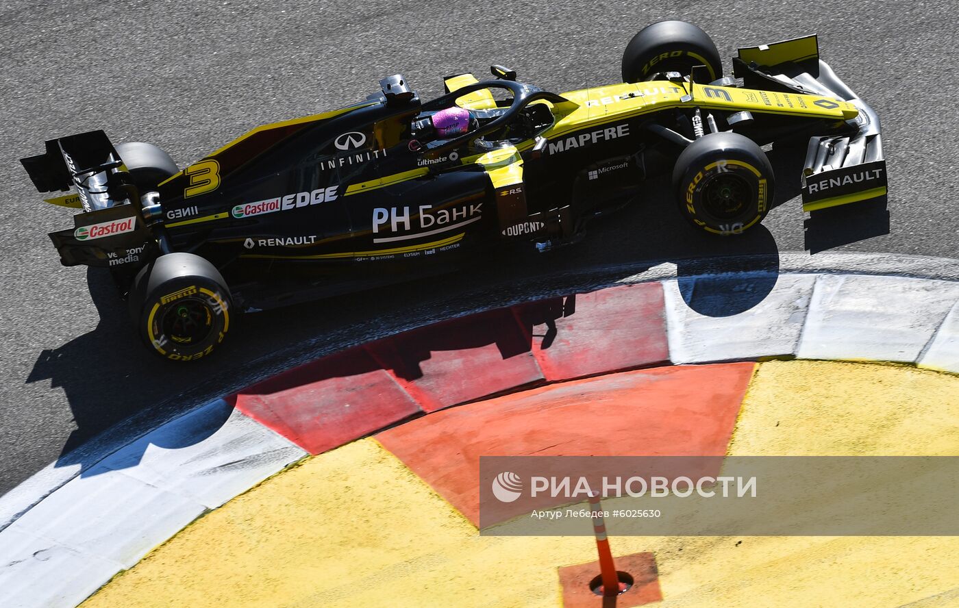 Автоспорт. Формула 1. ВТБ Гран-при России. Гонка