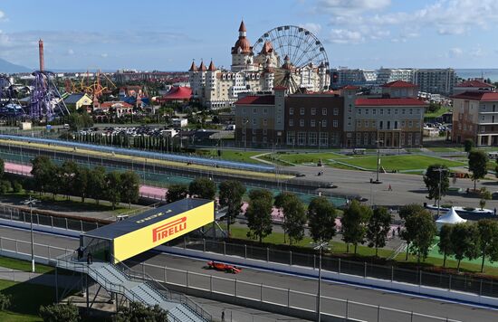 Автоспорт. Формула 1. ВТБ Гран-при России. Гонка