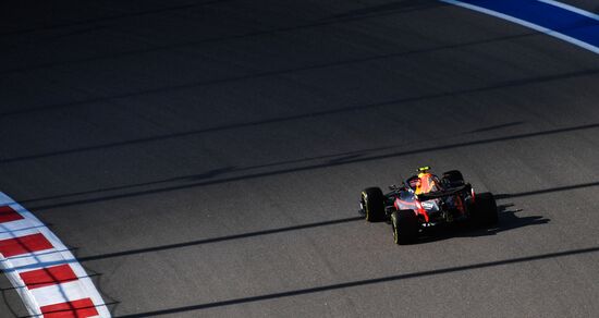 Автоспорт. Формула 1. ВТБ Гран-при России. Гонка