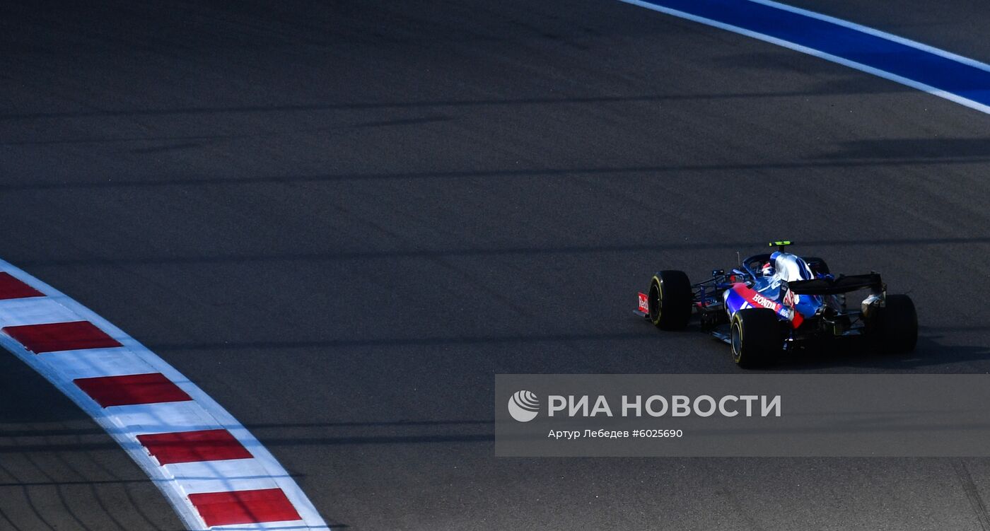 Автоспорт. Формула 1. ВТБ Гран-при России. Гонка