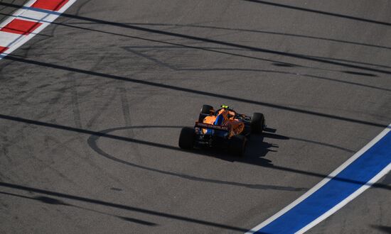 Автоспорт. Формула 1. ВТБ Гран-при России. Гонка