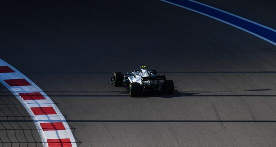 Автоспорт. Формула 1. ВТБ Гран-при России. Гонка