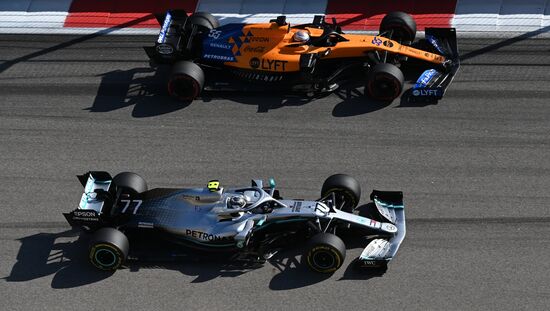 Автоспорт. Формула 1. ВТБ Гран-при России. Гонка