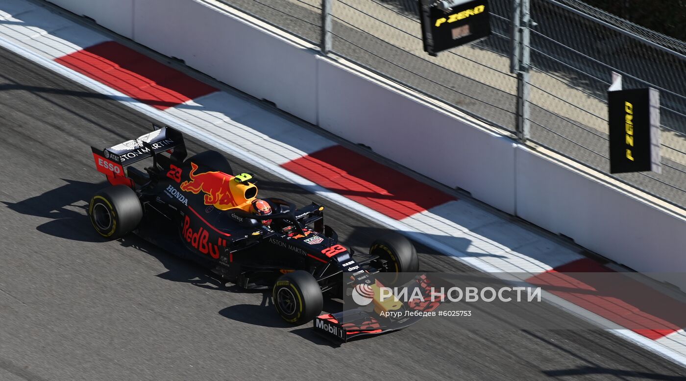 Автоспорт. Формула 1. ВТБ Гран-при России. Гонка