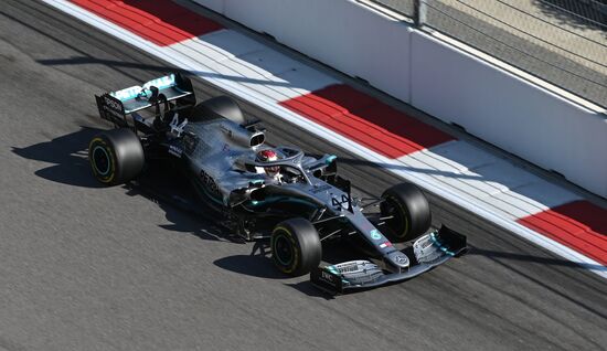 Автоспорт. Формула 1. ВТБ Гран-при России. Гонка