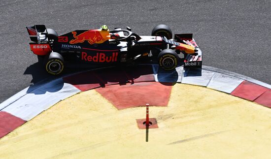 Автоспорт. Формула 1. ВТБ Гран-при России. Гонка