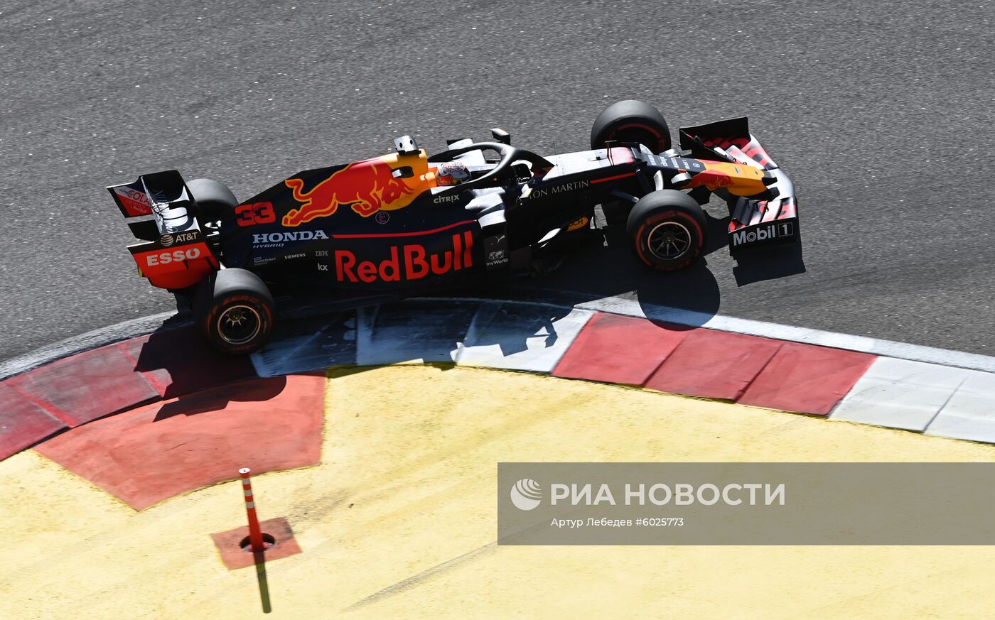 Автоспорт. Формула 1. ВТБ Гран-при России. Гонка