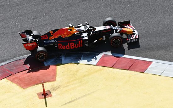 Автоспорт. Формула 1. ВТБ Гран-при России. Гонка