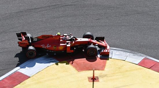 Автоспорт. Формула 1. ВТБ Гран-при России. Гонка