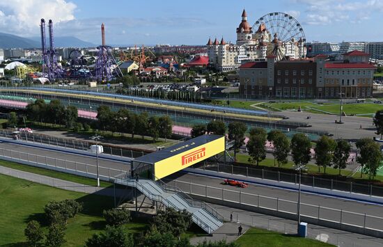 Автоспорт. Формула 1. ВТБ Гран-при России. Гонка