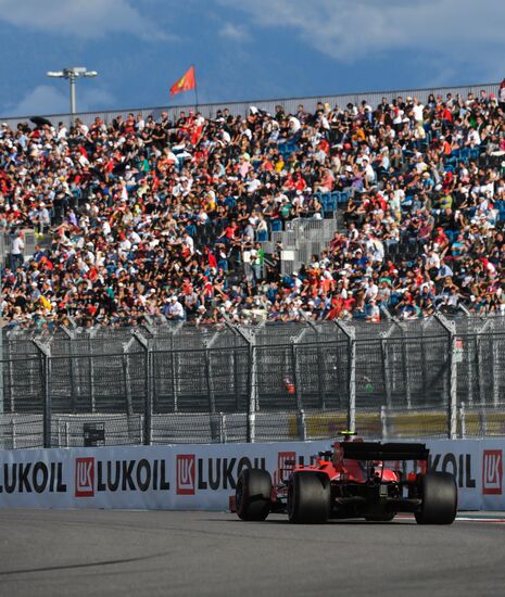 Автоспорт. Формула 1. ВТБ Гран-при России. Гонка
