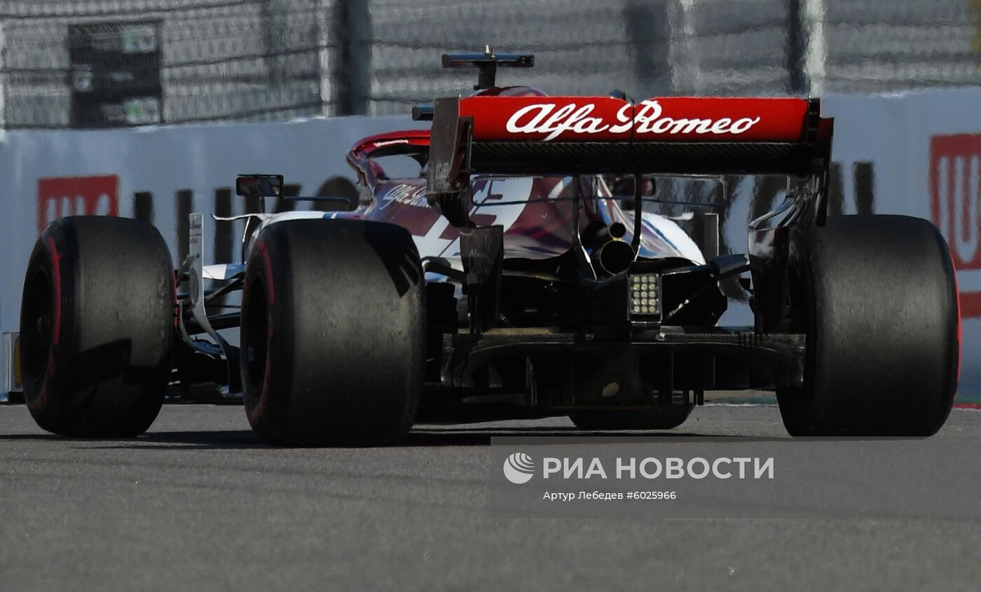 Автоспорт. Формула 1. ВТБ Гран-при России. Гонка