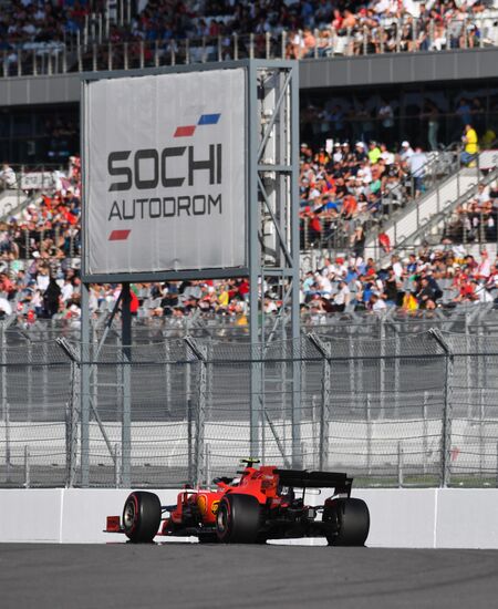 Автоспорт. Формула 1. ВТБ Гран-при России. Гонка