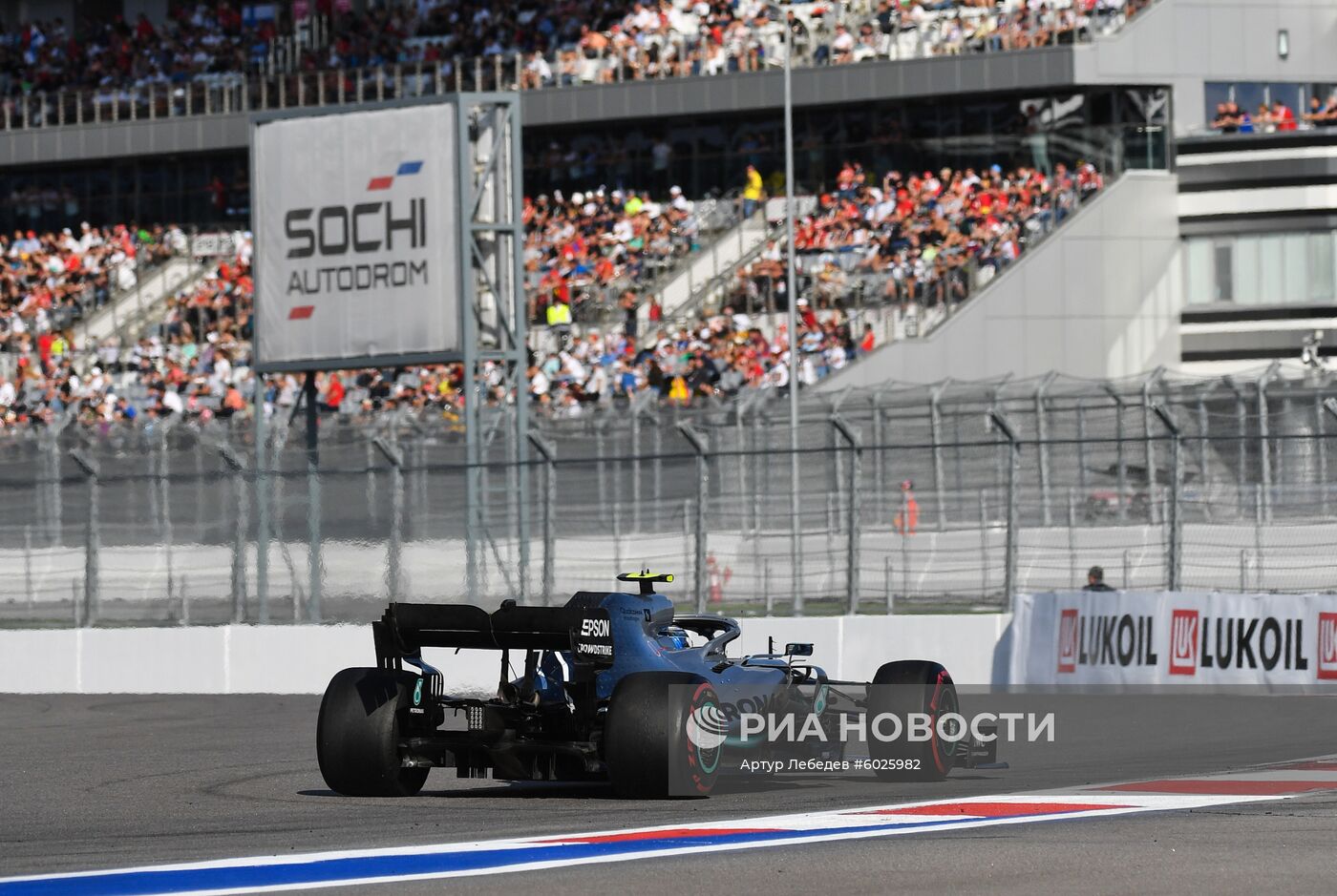 Автоспорт. Формула 1. ВТБ Гран-при России. Гонка