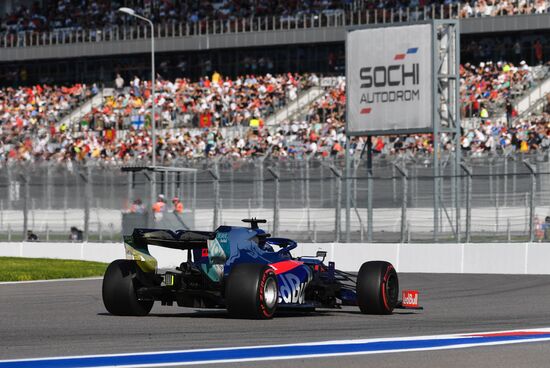 Автоспорт. Формула 1. ВТБ Гран-при России. Гонка