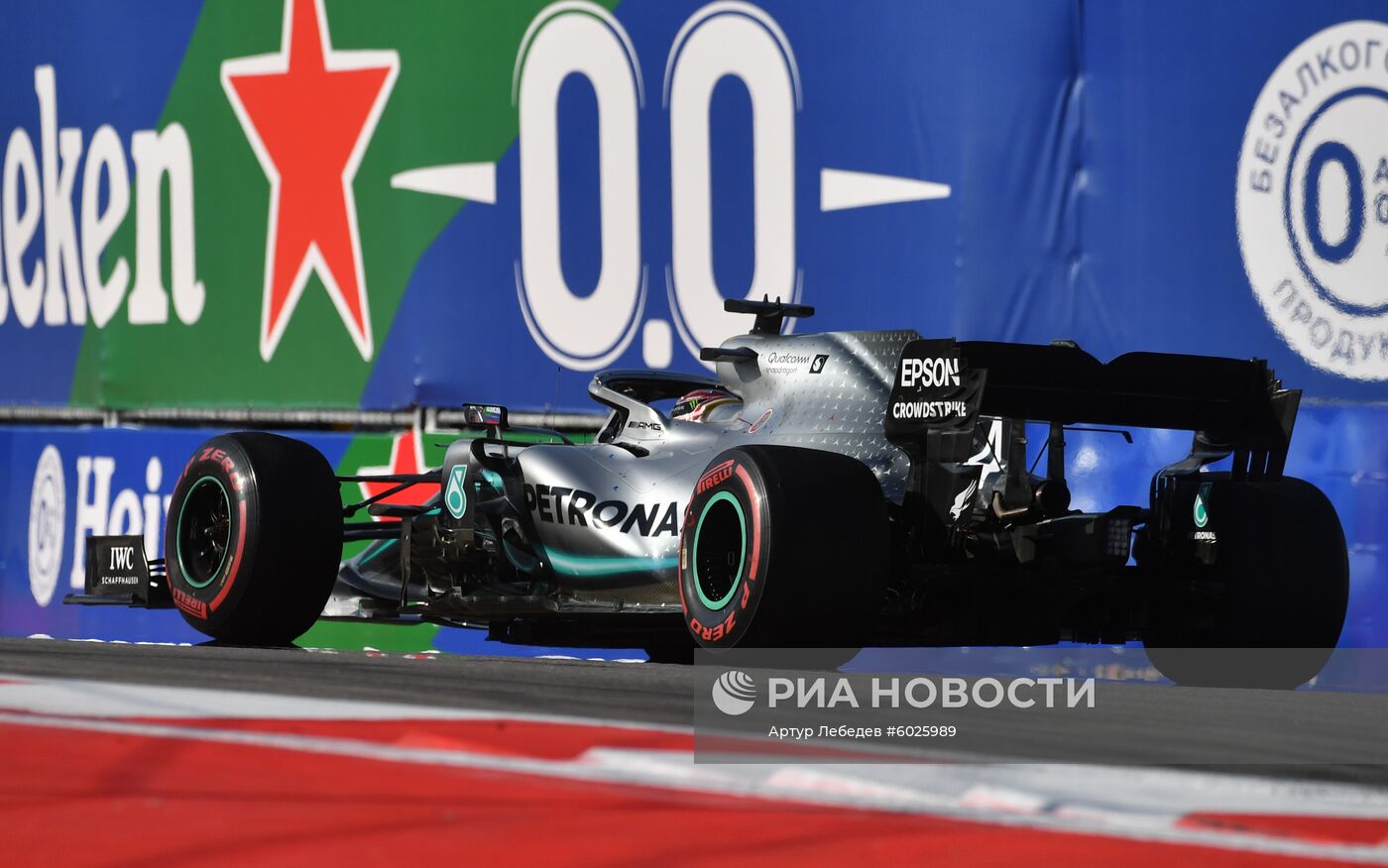 Автоспорт. Формула 1. ВТБ Гран-при России. Гонка