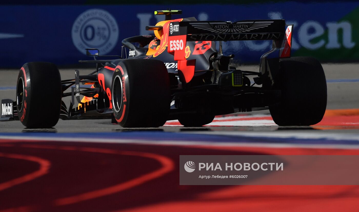 Автоспорт. Формула 1. ВТБ Гран-при России. Гонка