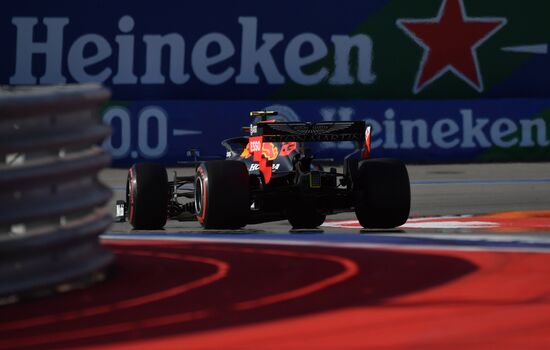 Автоспорт. Формула 1. ВТБ Гран-при России. Гонка