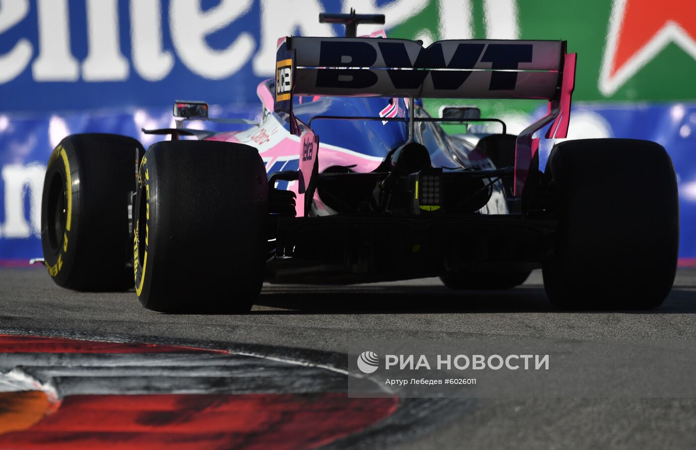 Автоспорт. Формула 1. ВТБ Гран-при России. Гонка