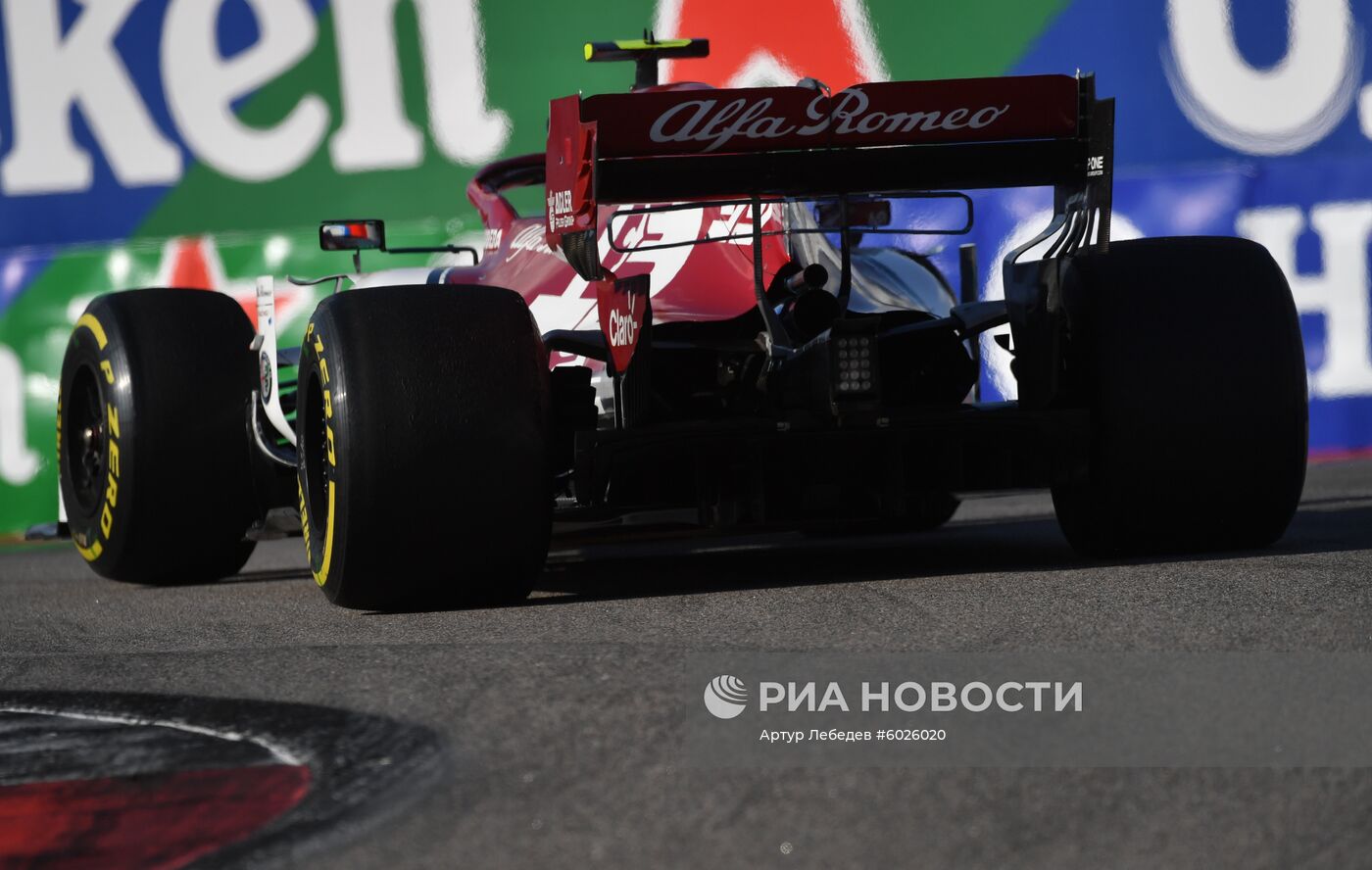 Автоспорт. Формула 1. ВТБ Гран-при России. Гонка