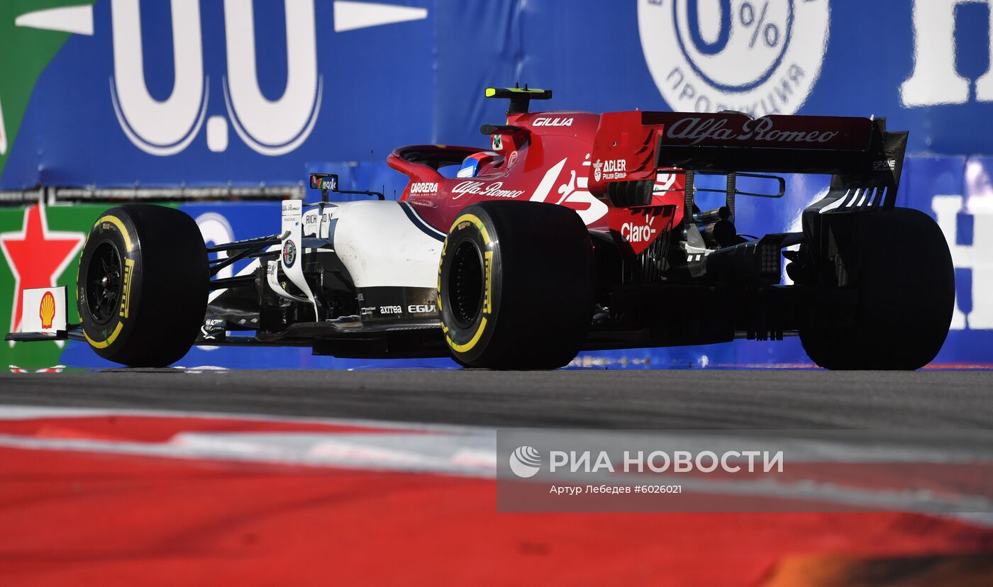 Автоспорт. Формула 1. ВТБ Гран-при России. Гонка