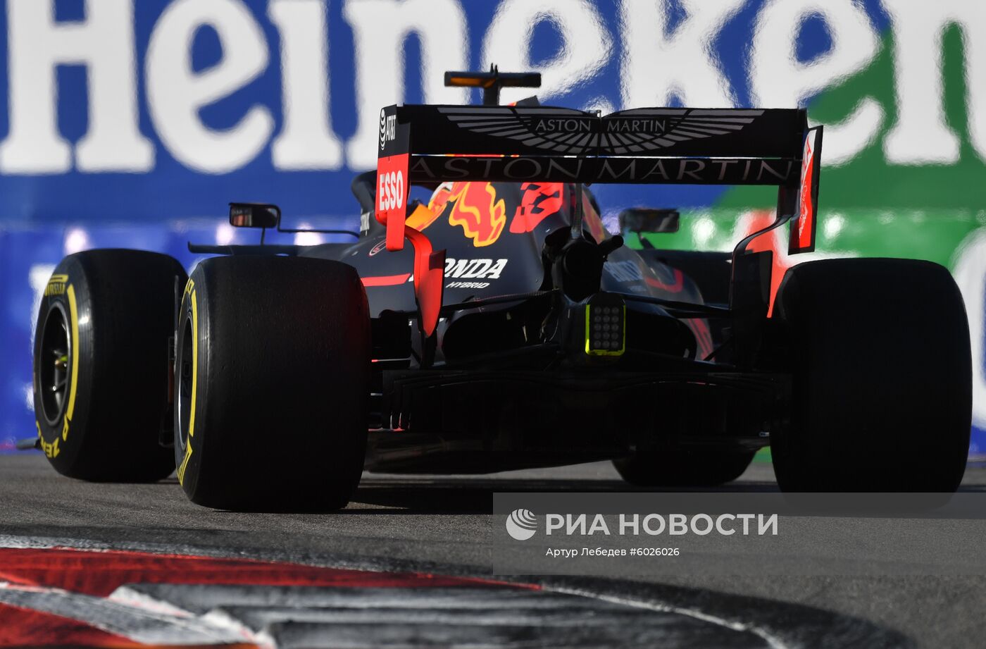 Автоспорт. Формула 1. ВТБ Гран-при России. Гонка