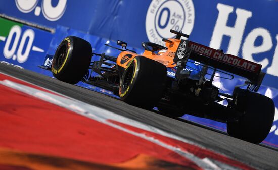 Автоспорт. Формула 1. ВТБ Гран-при России. Гонка