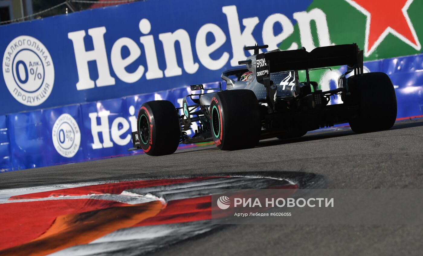 Автоспорт. Формула 1. ВТБ Гран-при России. Гонка