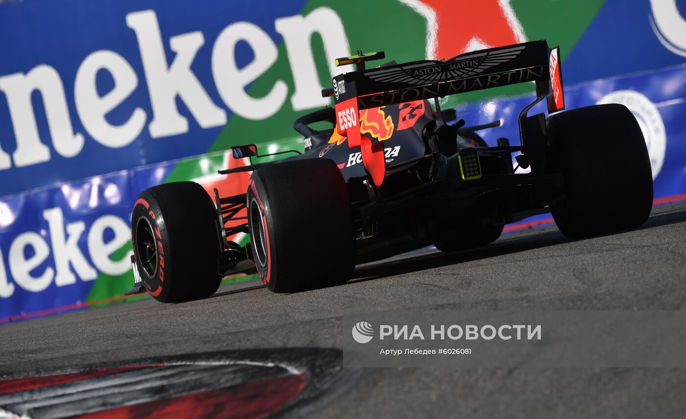 Автоспорт. Формула 1. ВТБ Гран-при России. Гонка