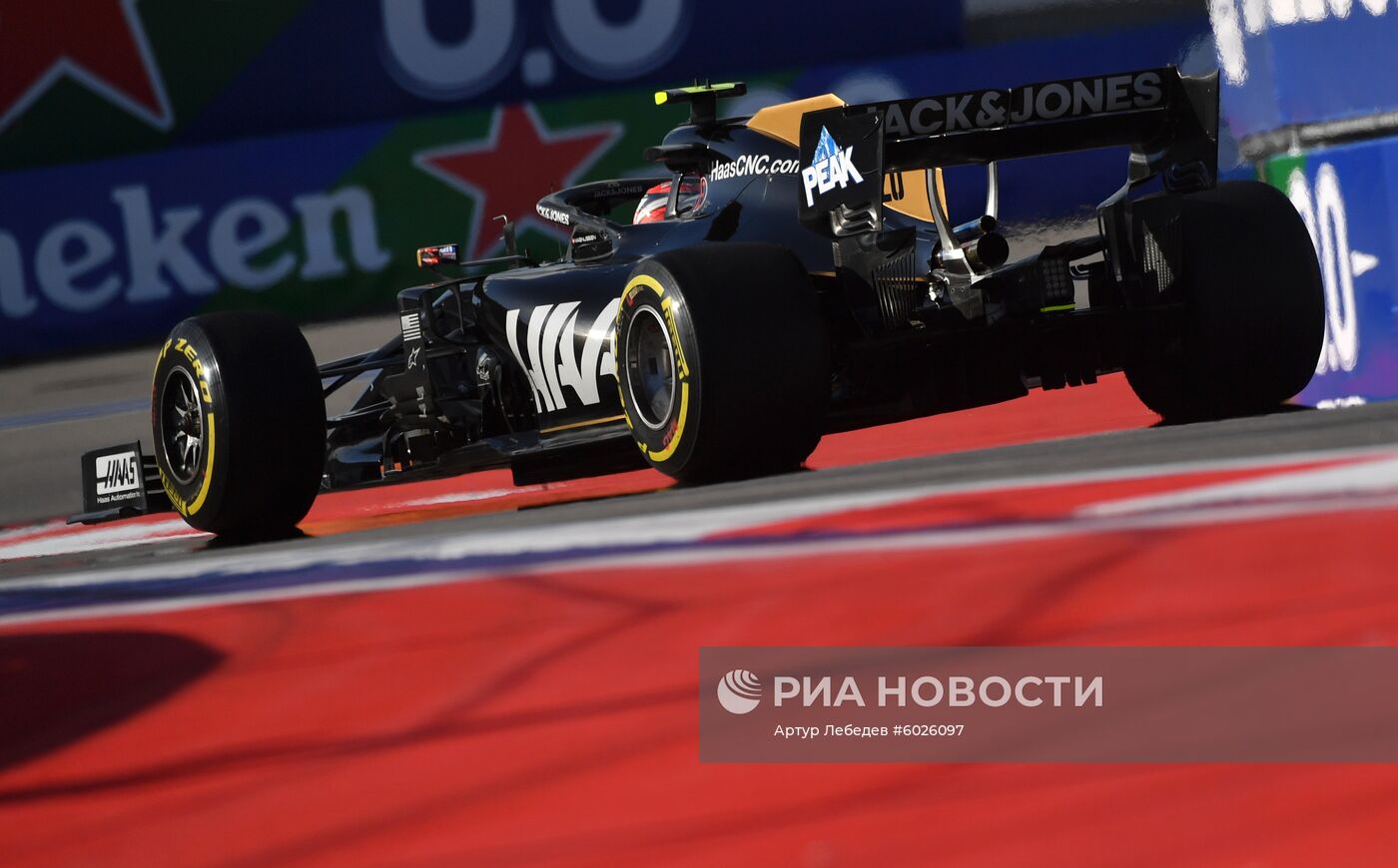 Автоспорт. Формула 1. ВТБ Гран-при России. Гонка