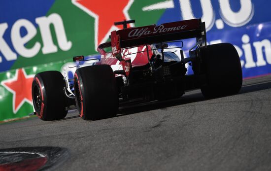 Автоспорт. Формула 1. ВТБ Гран-при России. Гонка