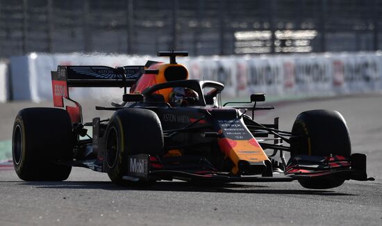 Автоспорт. Формула 1. ВТБ Гран-при России. Гонка