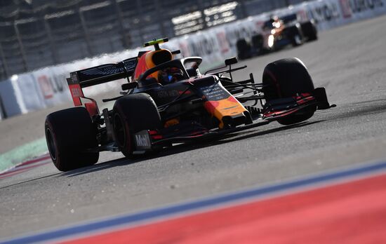 Автоспорт. Формула 1. ВТБ Гран-при России. Гонка