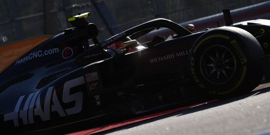 Автоспорт. Формула 1. ВТБ Гран-при России. Гонка