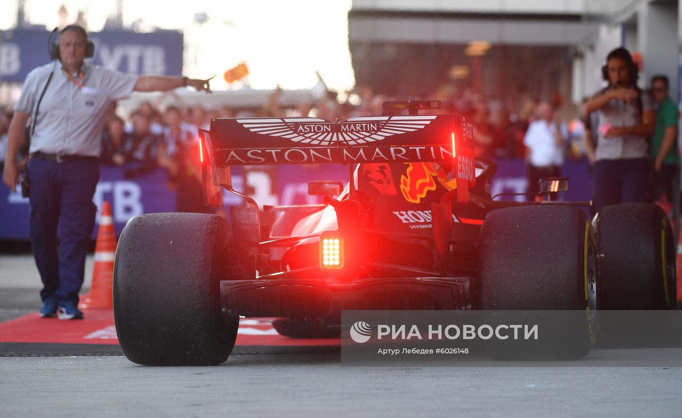 Автоспорт. Формула 1. ВТБ Гран-при России. Гонка