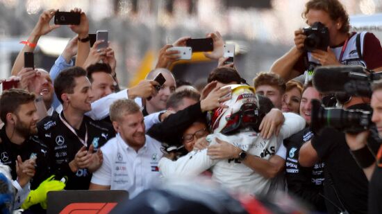 Автоспорт. Формула 1. ВТБ Гран-при России. Гонка