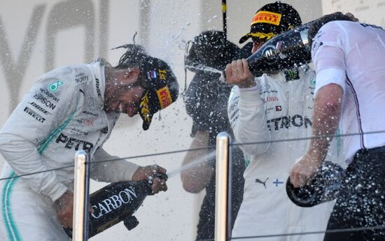 Автоспорт. Формула 1. ВТБ Гран-при России. Гонка