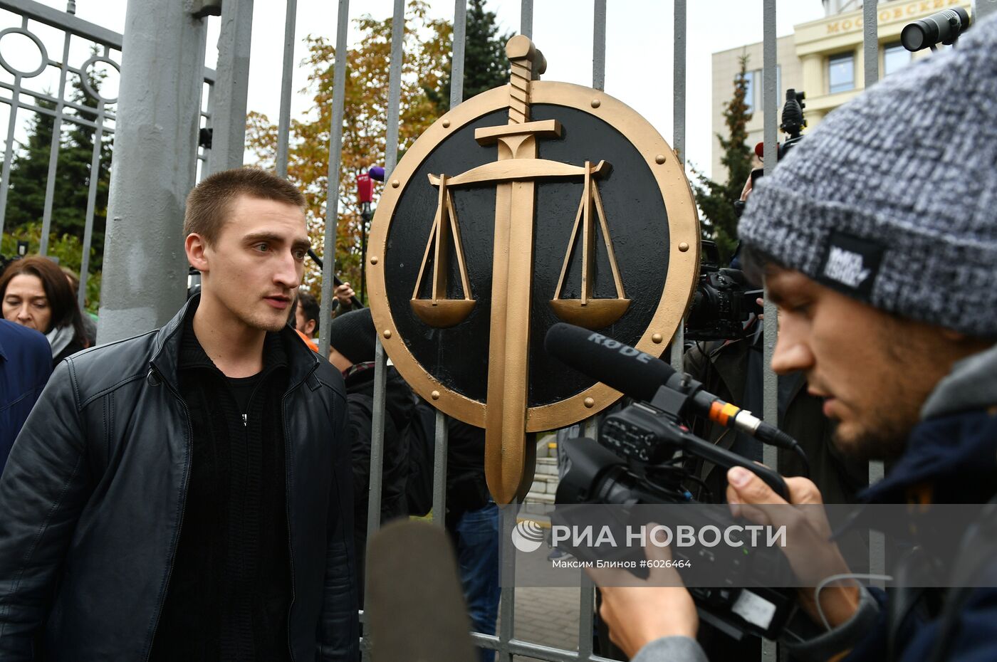 Рассмотрение жалобы на приговор актёру П. Устинову