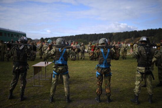 Испытания на право ношения крапового берета в Новосибирской области