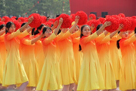 Праздничные мероприятия в Пекине в честь 70-й годовщины образования КНР