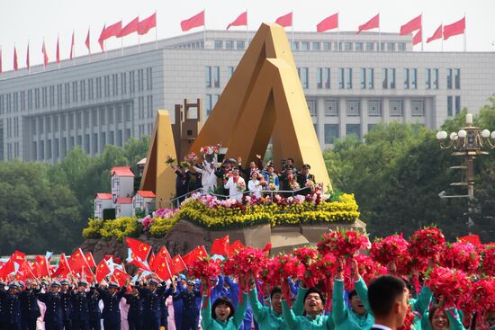 Праздничные мероприятия в Пекине в честь 70-й годовщины образования КНР