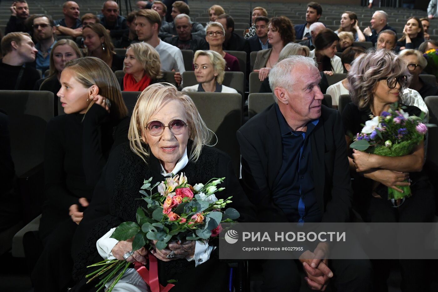 Сбор труппы театра "Современник"