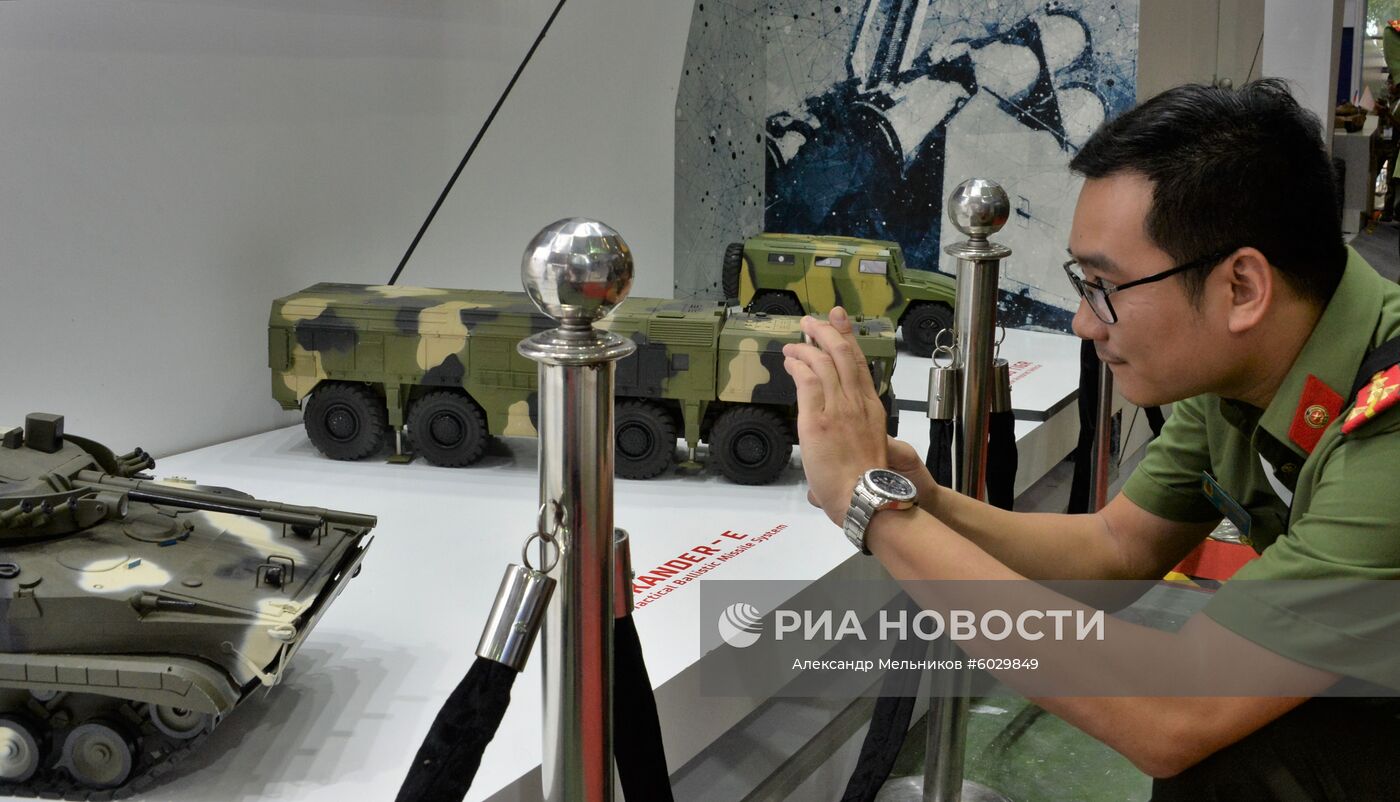 1-я Международная выставка обороны и безопасности в Ханое