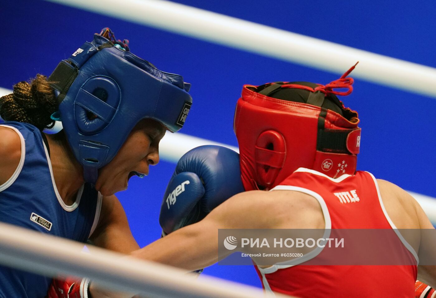 Бокс. Чемпионат мира. Женщины. Первый день