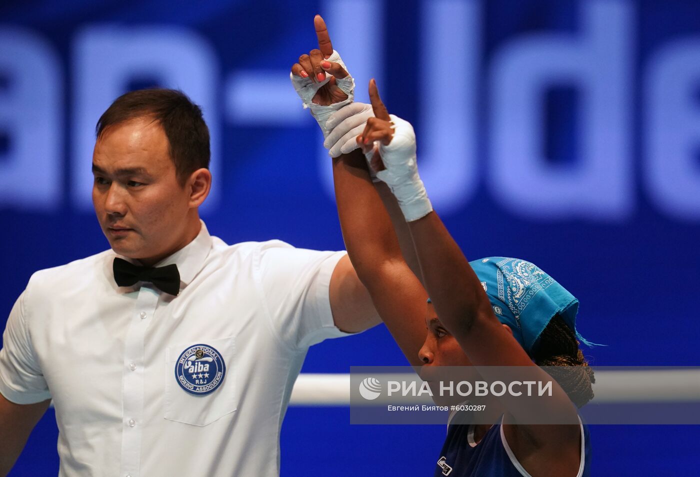 Бокс. Чемпионат мира. Женщины. Первый день