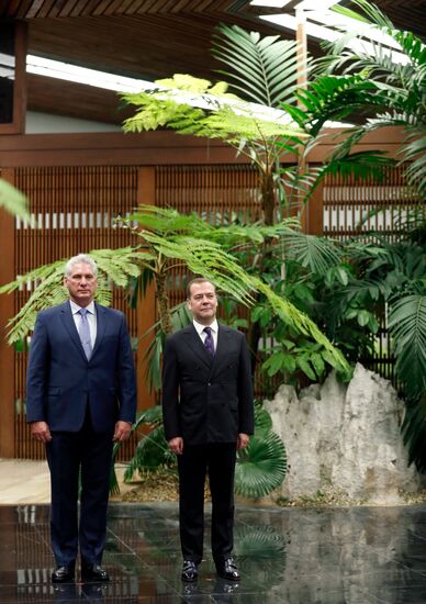 Визит премьер-министра РФ Д. Медведева на Кубу